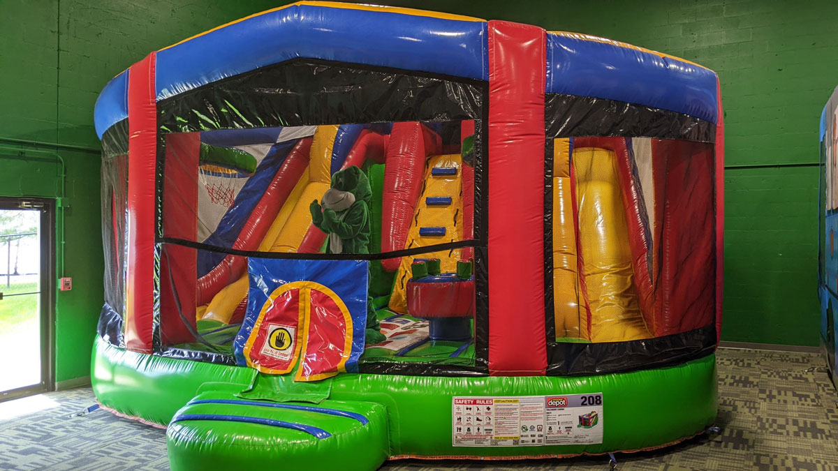 Bouncyland is a Family Activity Entertainment Center For Kids & Children in Muncie, Indiana! Features 15 bounce houses, toddler zone play area, arcade, birthday party hosting, My Plushy Pals where you can create your own stuffed animal, and concessions & dining! There's so many fun things for kids & children to do at Bouncyland in Muncie!