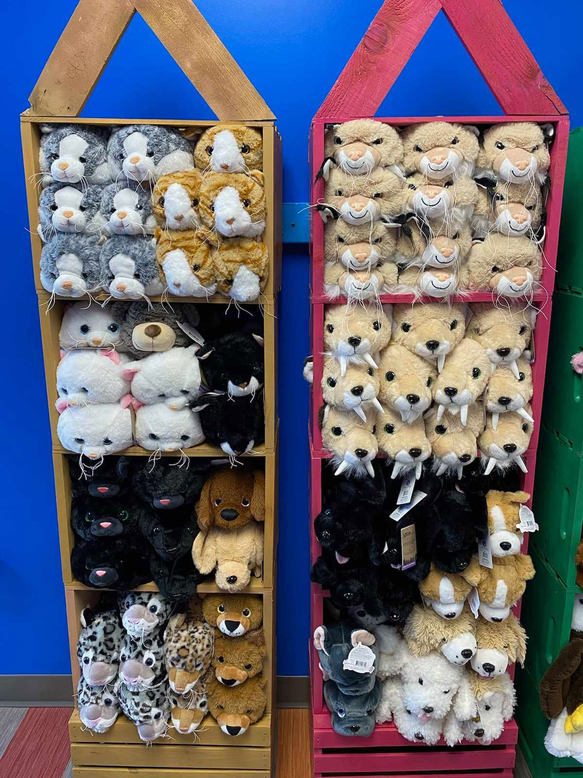 Bouncyland is a Family Activity Entertainment Center For Kids & Children in Muncie, Indiana! Features 15 bounce houses, toddler zone play area, arcade, birthday party hosting, My Plushy Pals where you can create your own stuffed animal, and concessions & dining! There's so many fun things for kids & children to do at Bouncyland in Muncie!